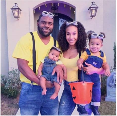 Did chelsea ingram have a baby - Jan 12, 2020 · Ravens RB Mark Ingram & Wife Chelsea Have Four Kids Under Age 4. The Ravens (14-2) are flying into the AFC Divisional playoffs against the Tennessee Titans on Saturday evening, and while... 